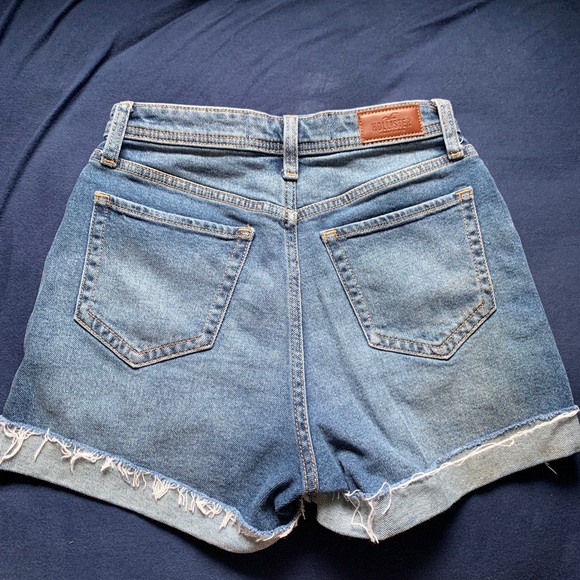 hollister ultra high rise curvy mom shorts - Picture 5 of 6